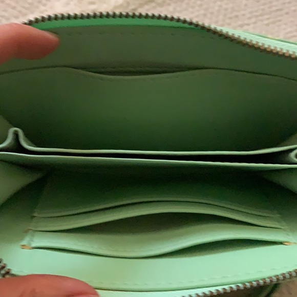 ▫️Target ▫️ Wallet - Picture 3 of 3